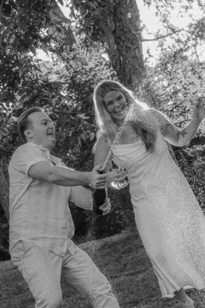 Nashville TN engagement session at Lovers circle