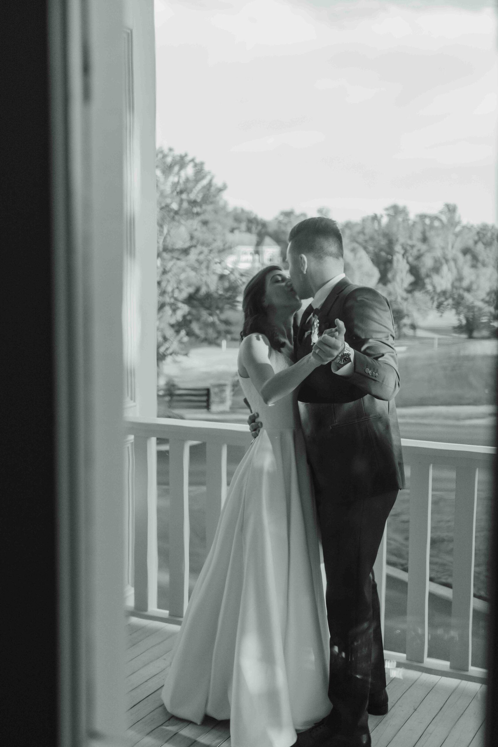 Wedding Portraits at Pleasant hill mansion